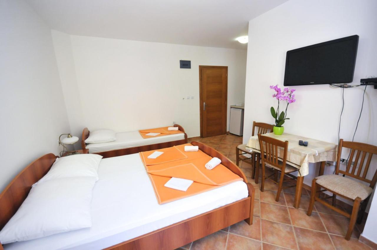 Tilia Apartments Budva Exterior foto